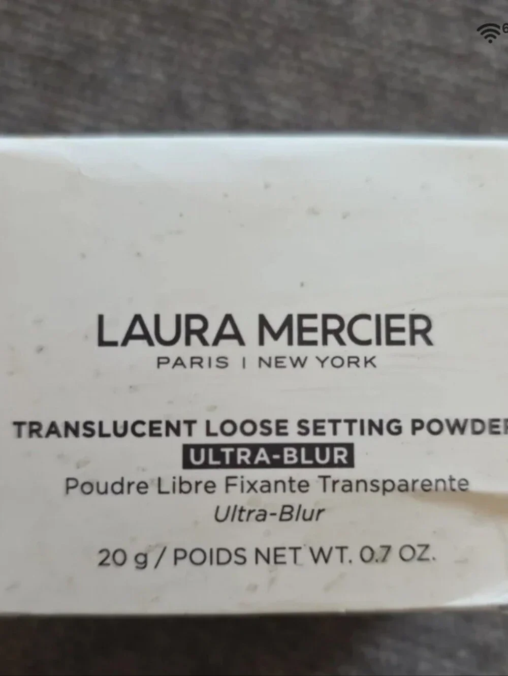 Laura Mercier Translucent Loose Setting Powder Ultra-Blur in the 20g med deep